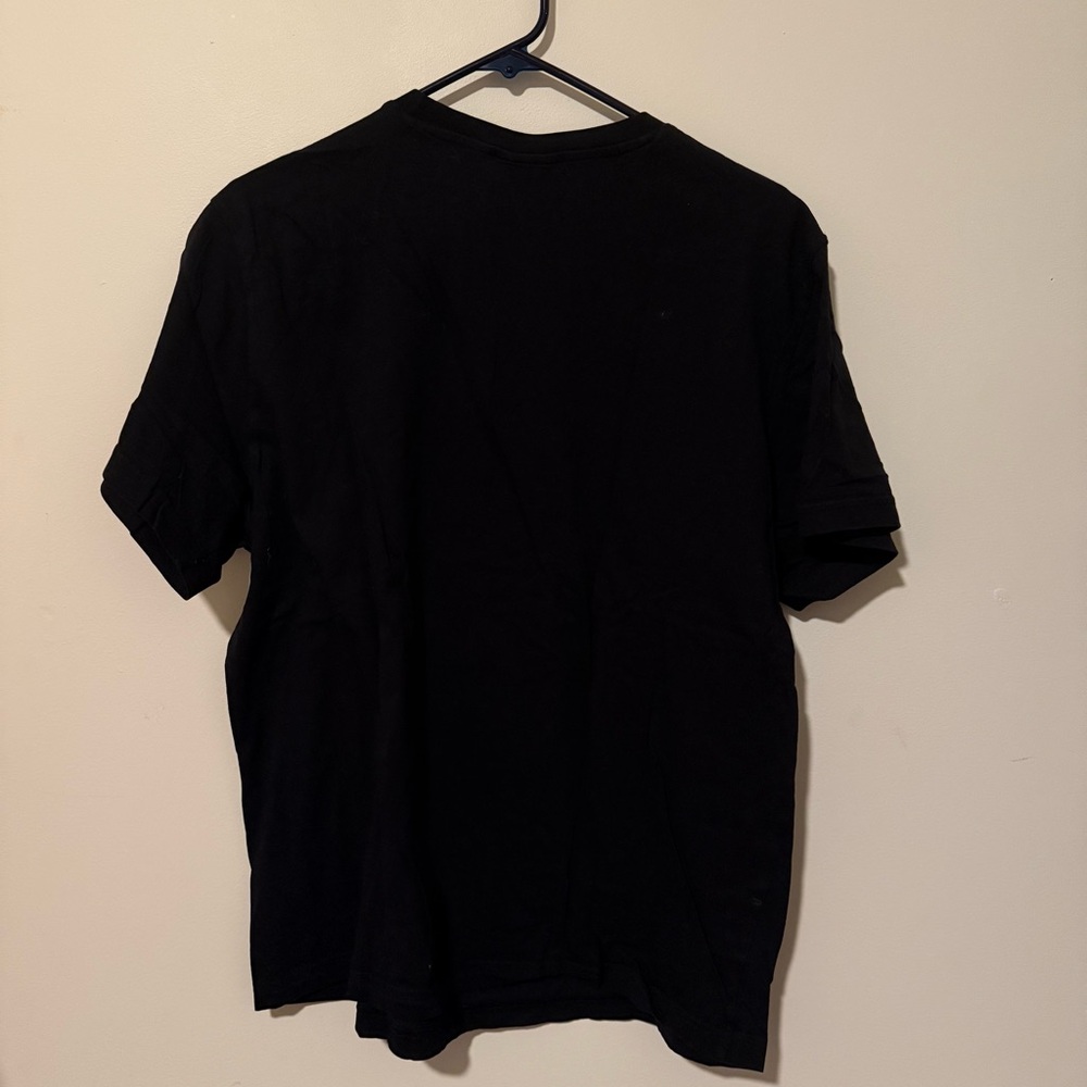tshirt - Picture 3 of 3